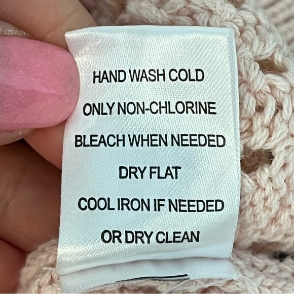 DH tennis pullover sweater, pointelle knit, baby pink w. white cableknit detail - Picture 11 of 11